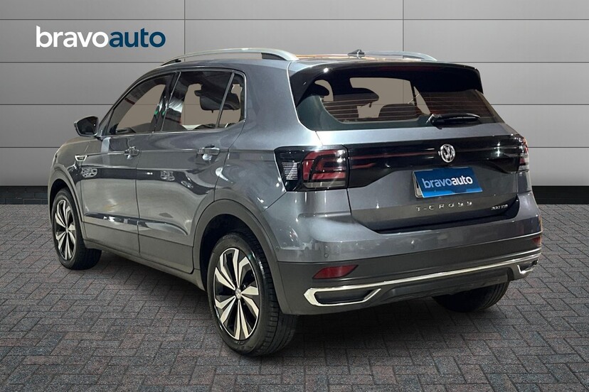 VOLKSWAGEN T-CROSS usado 2021 0