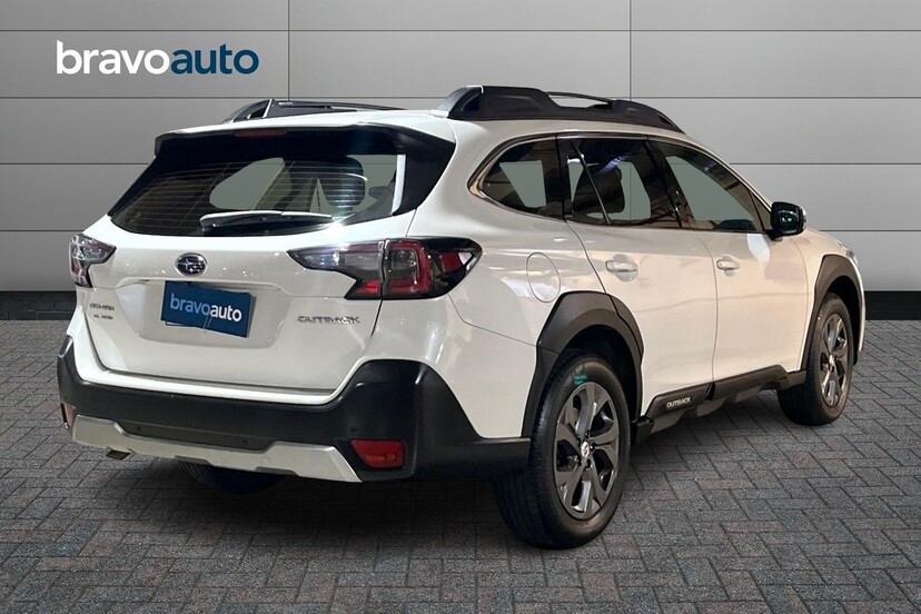 SUBARU OUTBACK usado 2022 0