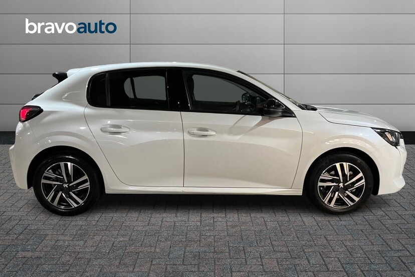 PEUGEOT 208 usado 2022 0