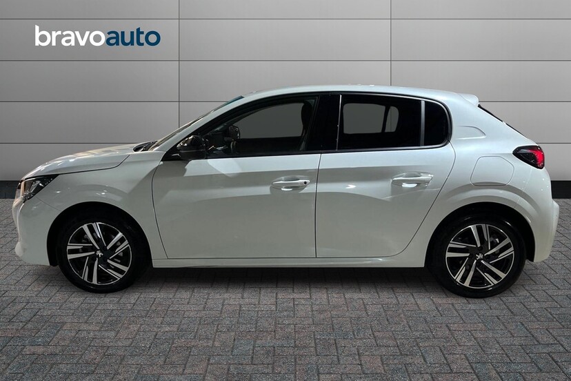 PEUGEOT 208 usado 2022 0