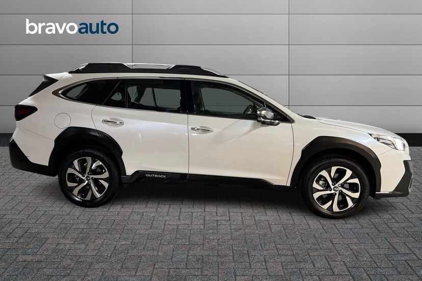 SUBARU OUTBACK usado 2023 0