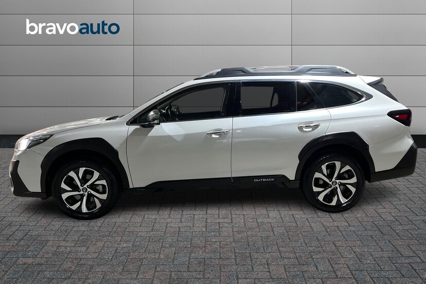 SUBARU OUTBACK usado 2023 0