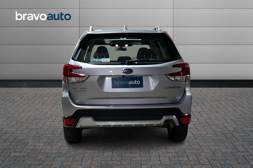 SUBARU FORESTER usado 2023 0