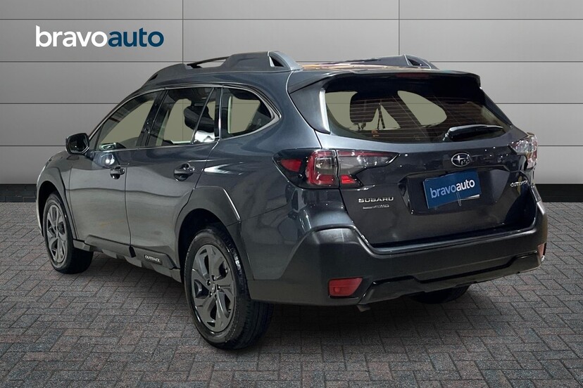 SUBARU OUTBACK usado 2023 0