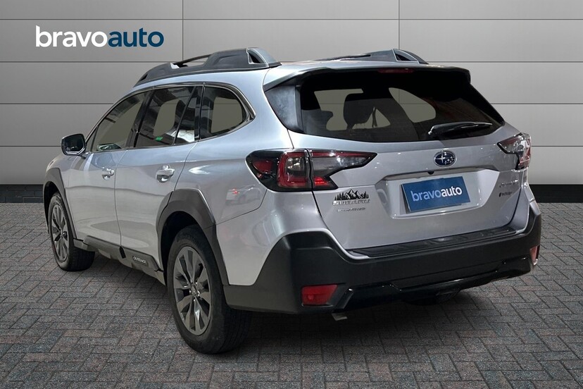 SUBARU OUTBACK usado 2023 0