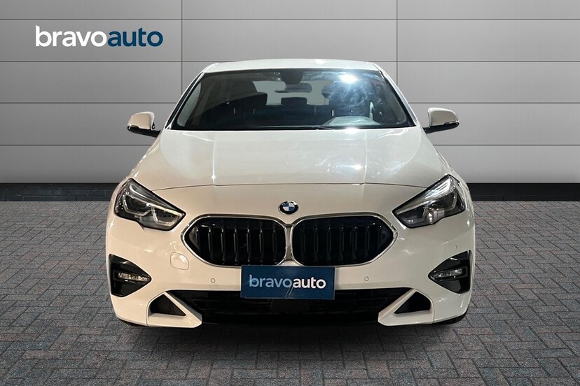 BMW 218 usado 2023 0